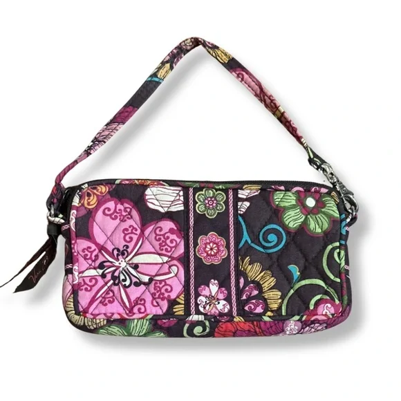 🌸 Vera Bradley Small Quilted Wristlet – Mod Pink Floral Retired Pattern - Picture 2 of 6